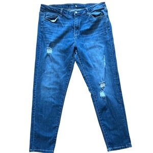 Vervet Distressed Stretch Boyfriend Fit Medium Wash Denim 30 26" Inseam GUC‎